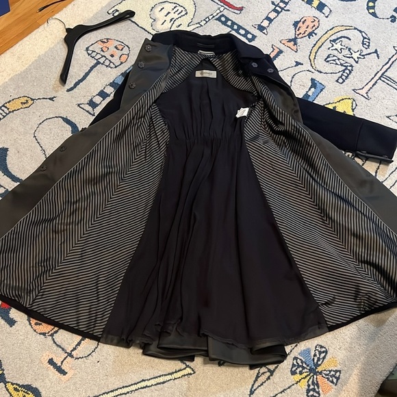 Max Mara Womens Tailored Wool Long Coat in Navy Blue Size US/CA 6 Fully Lined - Picture 12 of 12